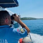 Muškarac skočio s trajekta Preko-Zadar i preminuo, policija utvrđuje okolnosti