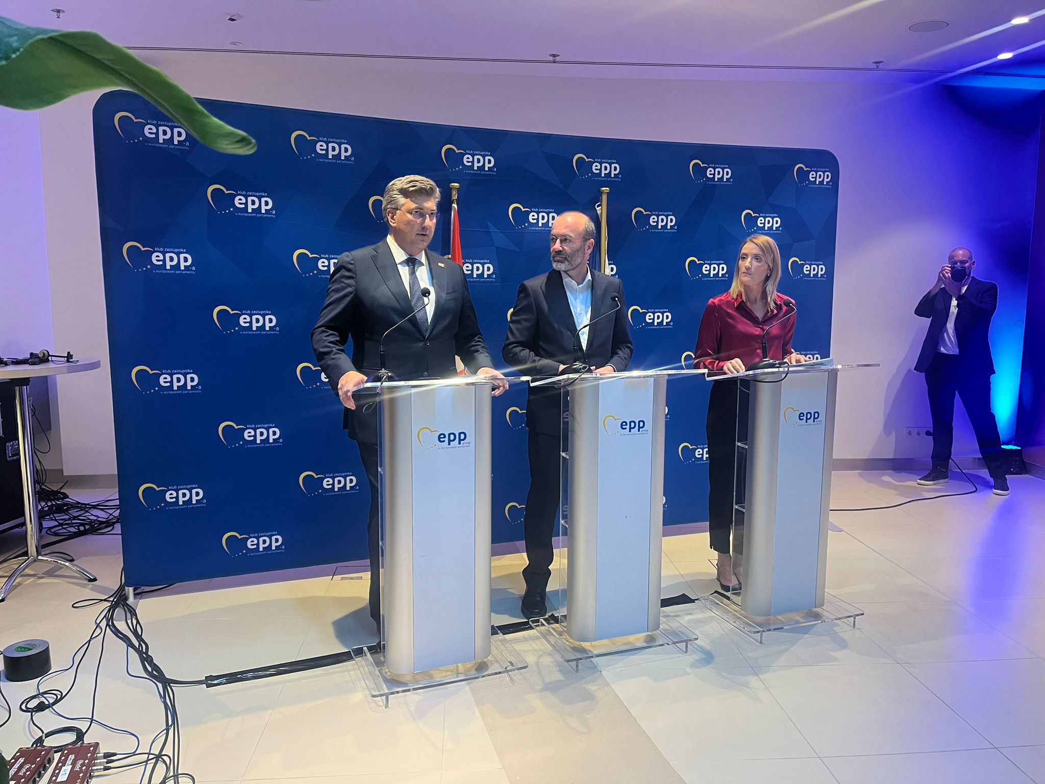 1695825968-WhatsApp-Image-2023-09-27-at-16.38.34