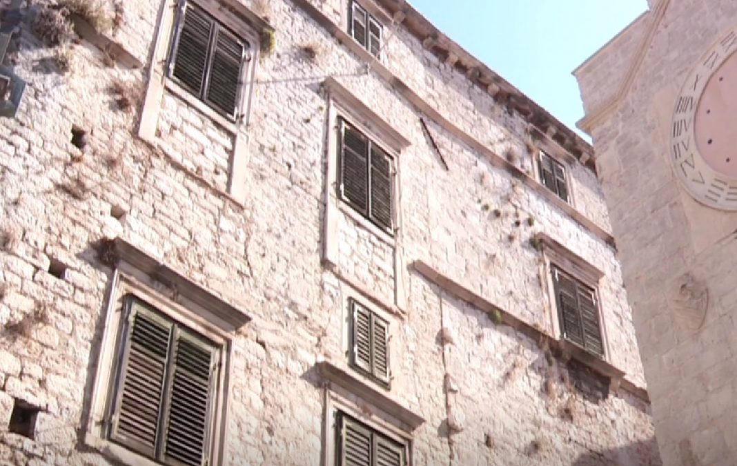 palacarosini-1068x675