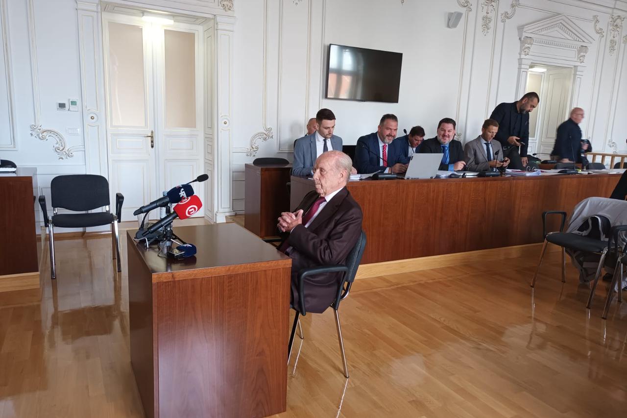 barišić 13237bf33376f878e8c3 (1)