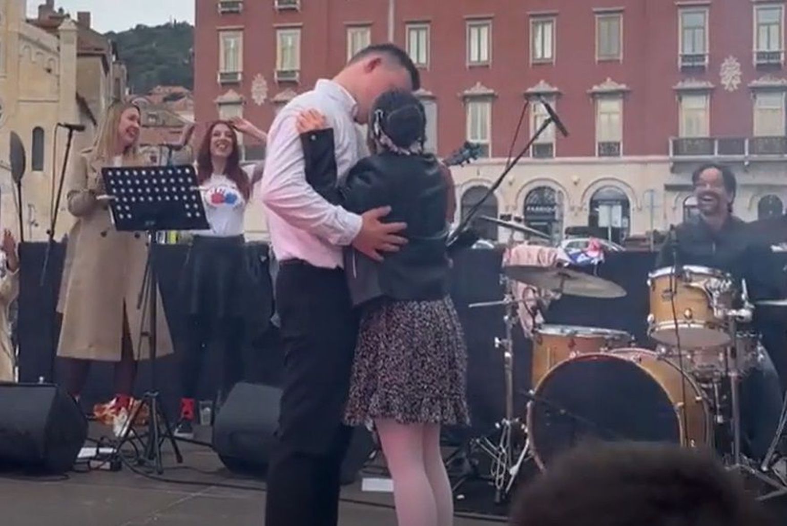 62778827-in-magazin-ante-jurin