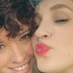 Na Eurosongu se rodila ljubav? Prisne fotografije dviju predstavnica izazvale su pomutnju na društvenim mrežama!