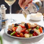 Recept za grčku salatu koji nikada ne razočara: Idealna za ljetne temperature