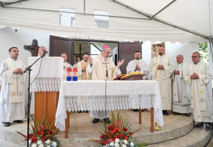 2025-07-19-misa-03-870x600