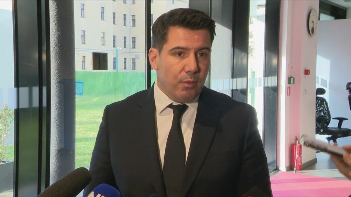 63206600-nikola-grmoja