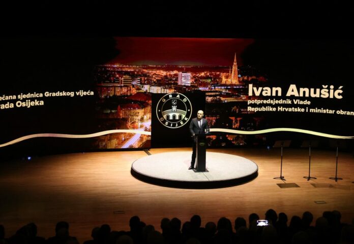 2025-12-02-dan-grada-osijek-870x600 (1)